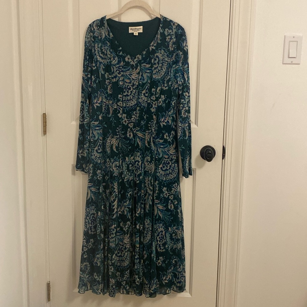 Norm Thompson Feather Pattern Dress MP Medium Petite